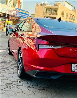 هیوندای ئەلەنترا